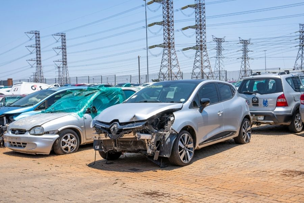 We Buy Broken Cars: 5 Factors to Consider Before You Sell | SYDC