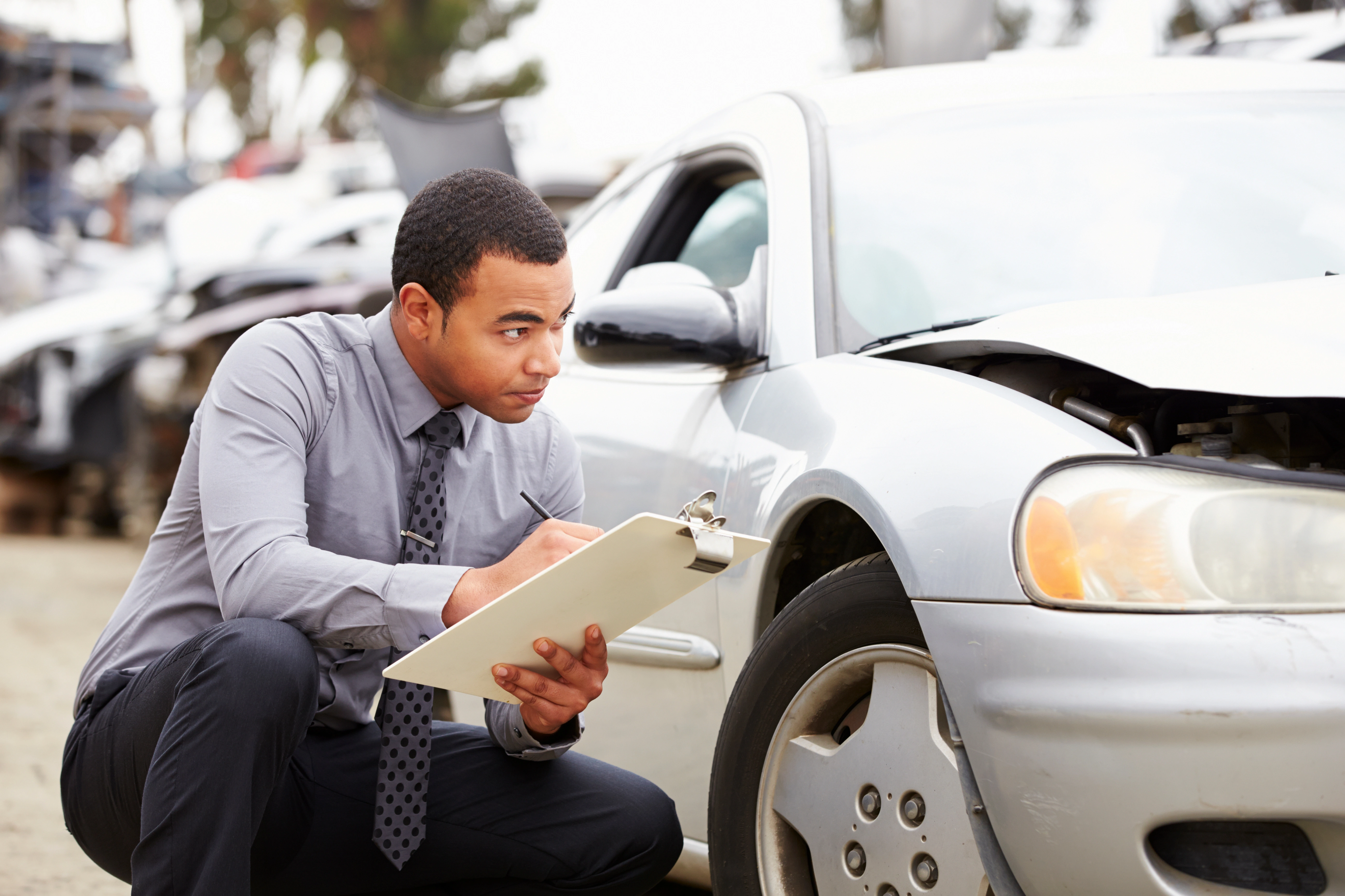 Insurance and Salvage Cars: How Does it Work and Should I Sell My Salvage Car?