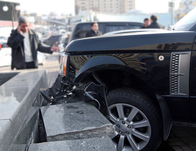 All You Need To Know About Selling A Luxury Damaged Car