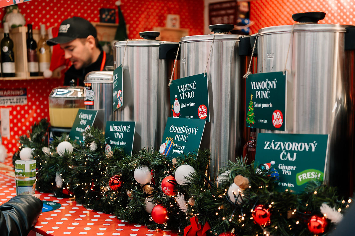 Vianočný tip ponúkne každý stánok podľa svojho sortimentu. Zdroj foto: BKIS