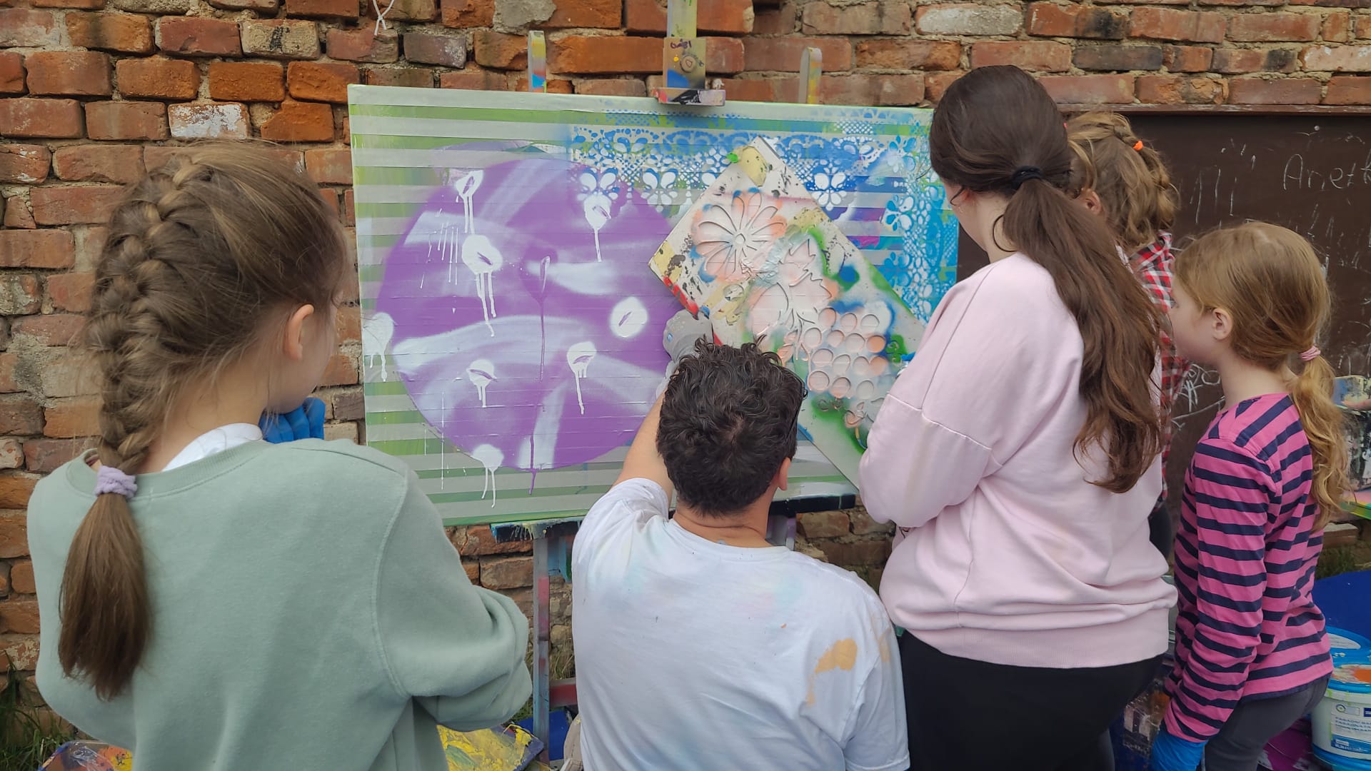 E.ON podporuje SOS dětské vesničky již pět let. Za tu dobu jim přispěl částkou přes 22 milionů korun