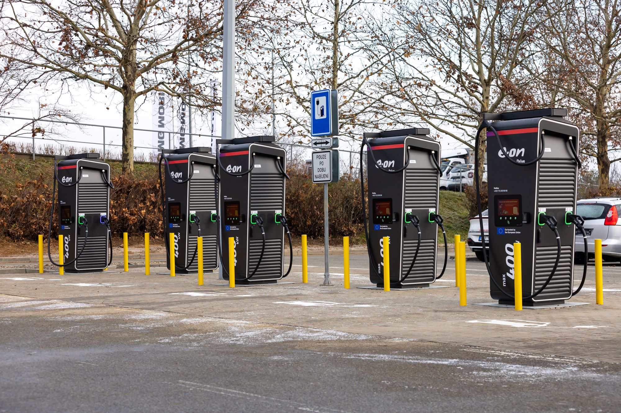 Brno se dočkalo nejrychlejšího dobíjení v Česku. Síť E.ON Drive má pět nových stanic