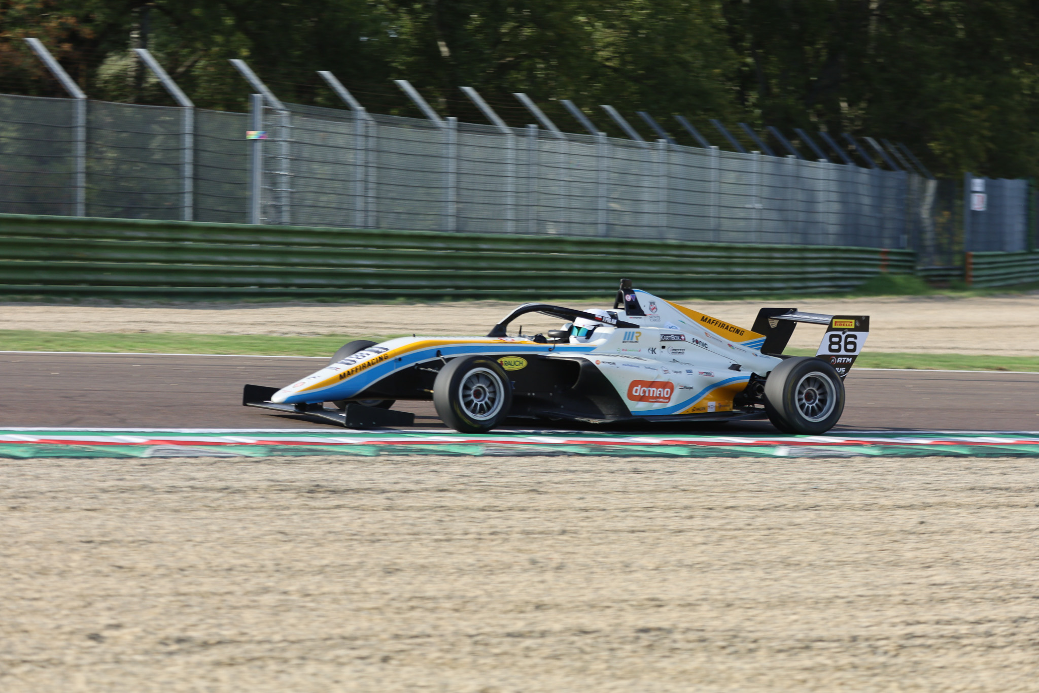 Igor Polak zdobywa pierwsze punkty w Italian F4 Championship na torze Imola