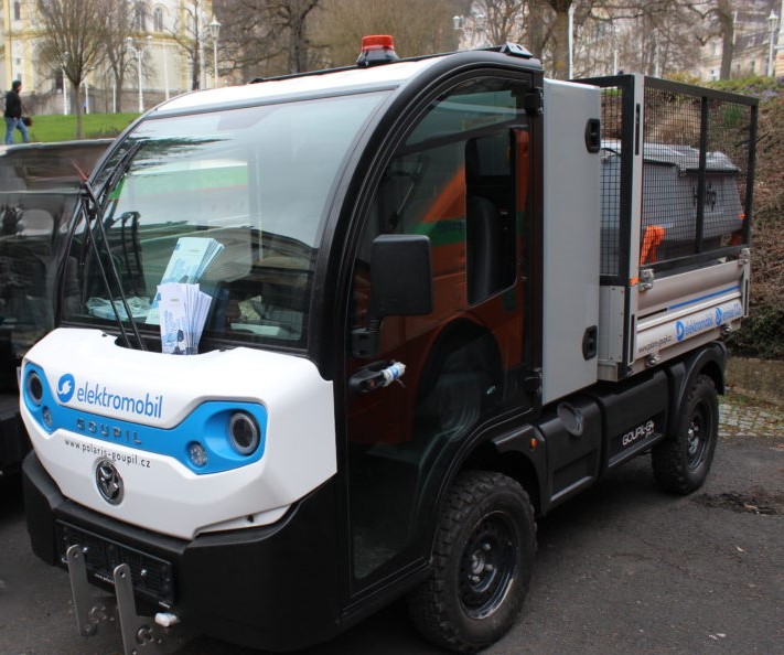 Jablonec pořídil pro správu hřbitovů nákladní elektromobil, na jeho nákup získal dotaci SFŽP