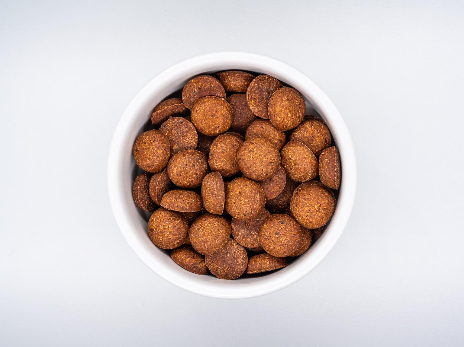 Česká společnost BeneMeat spouští celoevropský program „Try & Share“ (Vyzkoušej & Sdílej). Program zve všechny občany EU, kteří chtějí svým čtyřnohým mazlíčkům nabídnout produkty bohaté na kultivované maso a podělit se o své zkušenosti.