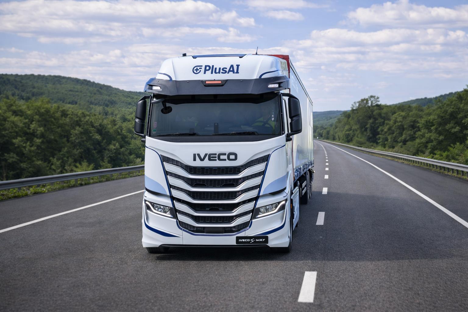 IVECO a PlusAI spouštějí nový program autonomního řízení úrovně 4 ve Španělsku