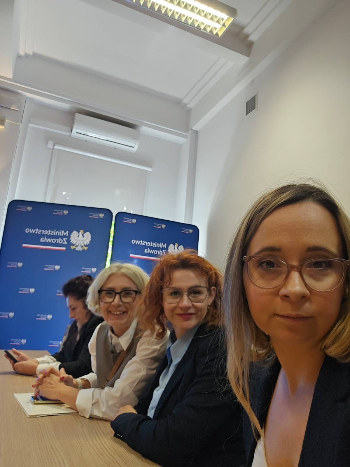 Marcelina Zawisza z przedstawicielkami strony społecznej w Ministerstwie Zdrowia