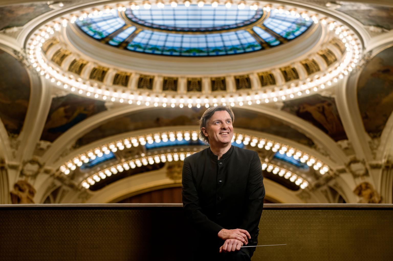 Novoroční koncert Pražských symfoniků bude řídit šéfdirigent Tomáš Netopil