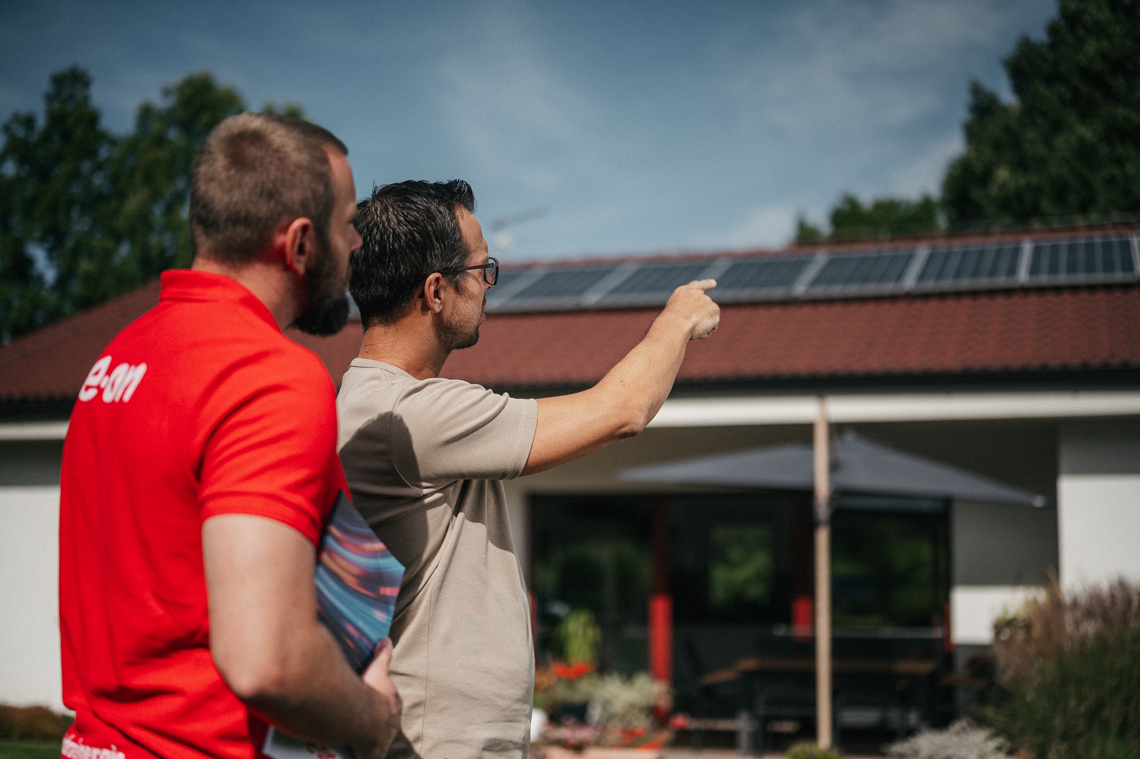 EG.D na svém distribučním území připojila v uplynulém roce téměř 14 000 fotovoltaických elektráren