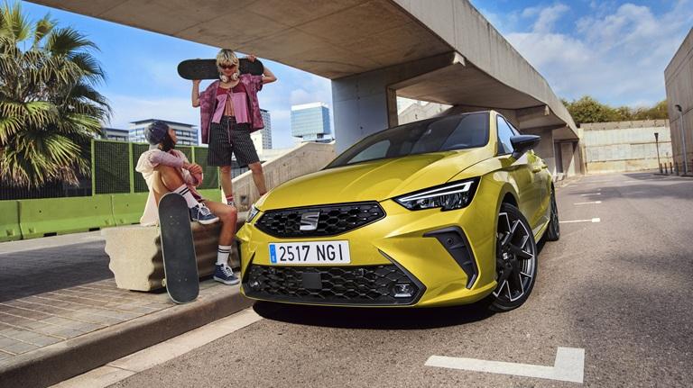SEAT prezentuje nowe, wyraziste kolory modeli Ibiza i Arona