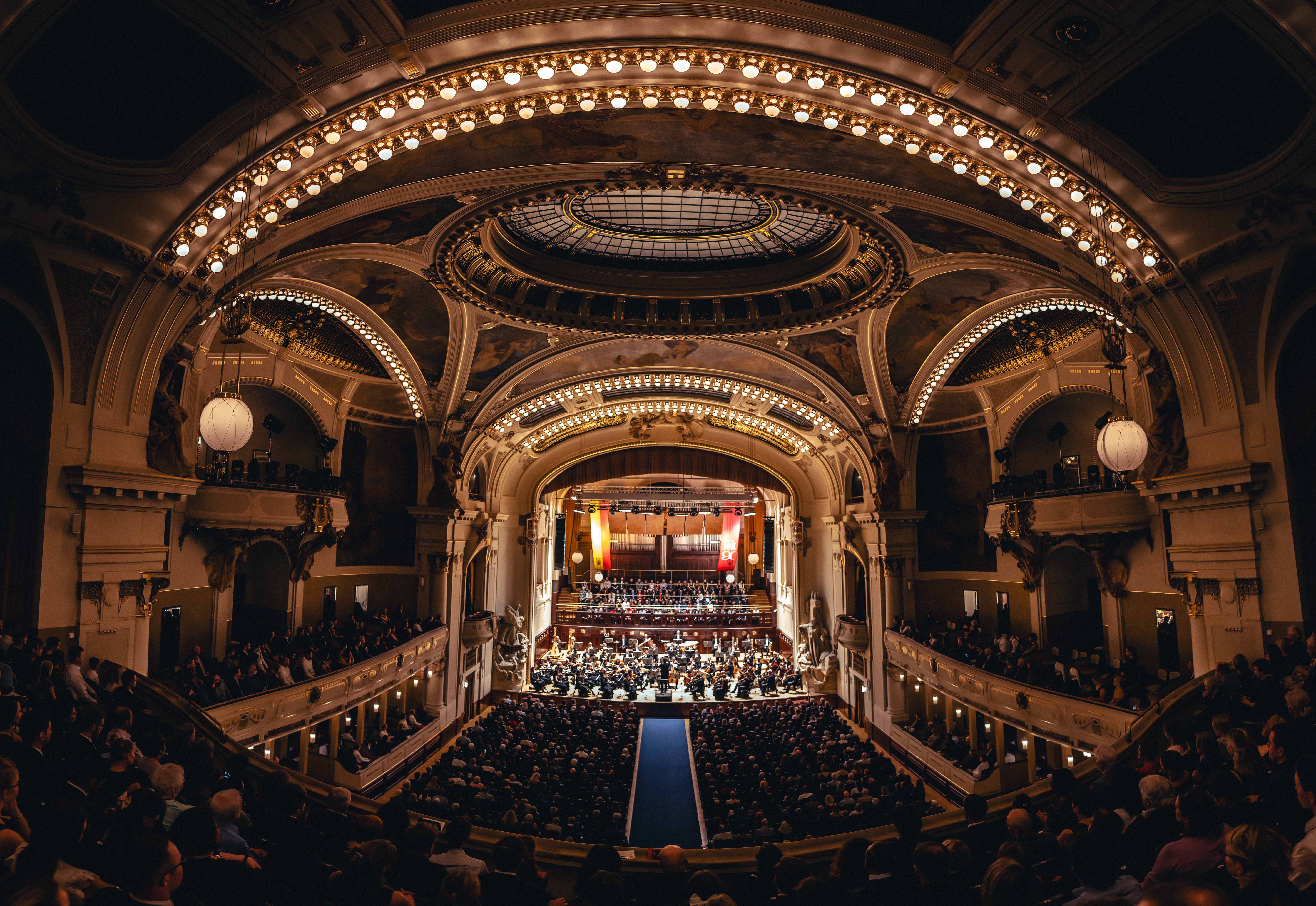 Tomáš Netopil bude řídit Mou vlast ke Dni vzniku republiky
