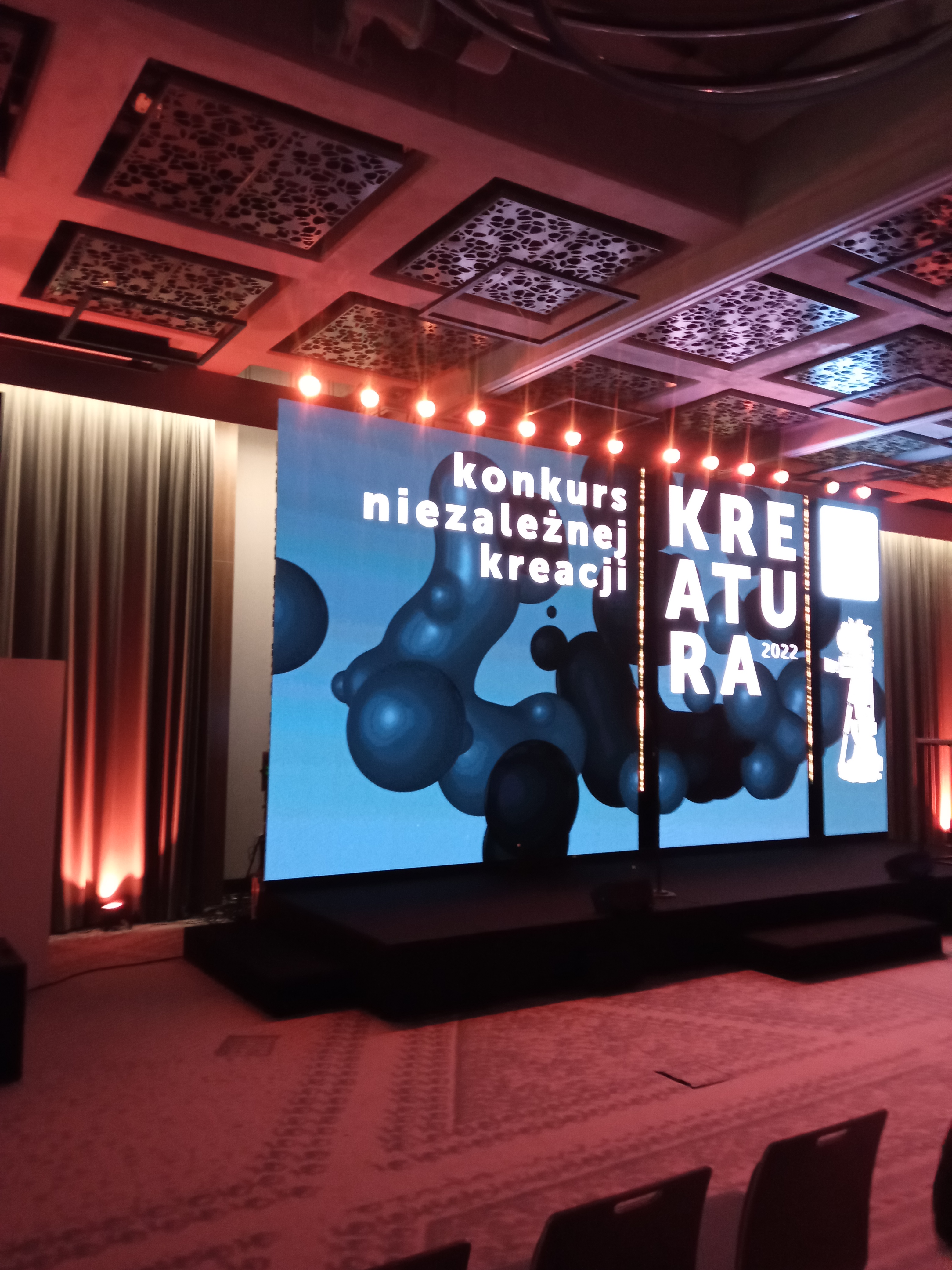 Kreatura 2022: nagroda specjalna za kampanię “Pełnosprawni w miłości” dla Fundacji Avalon i Agencji Nie Do Ogarnięcia