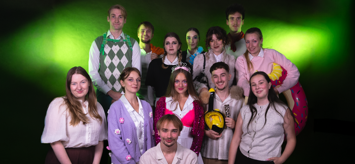 Proč s někým čas utíká jako blesk a s jiným se vleče jako věčnost? JAMU uvede českou premiéru muzikálu Teorie relativity