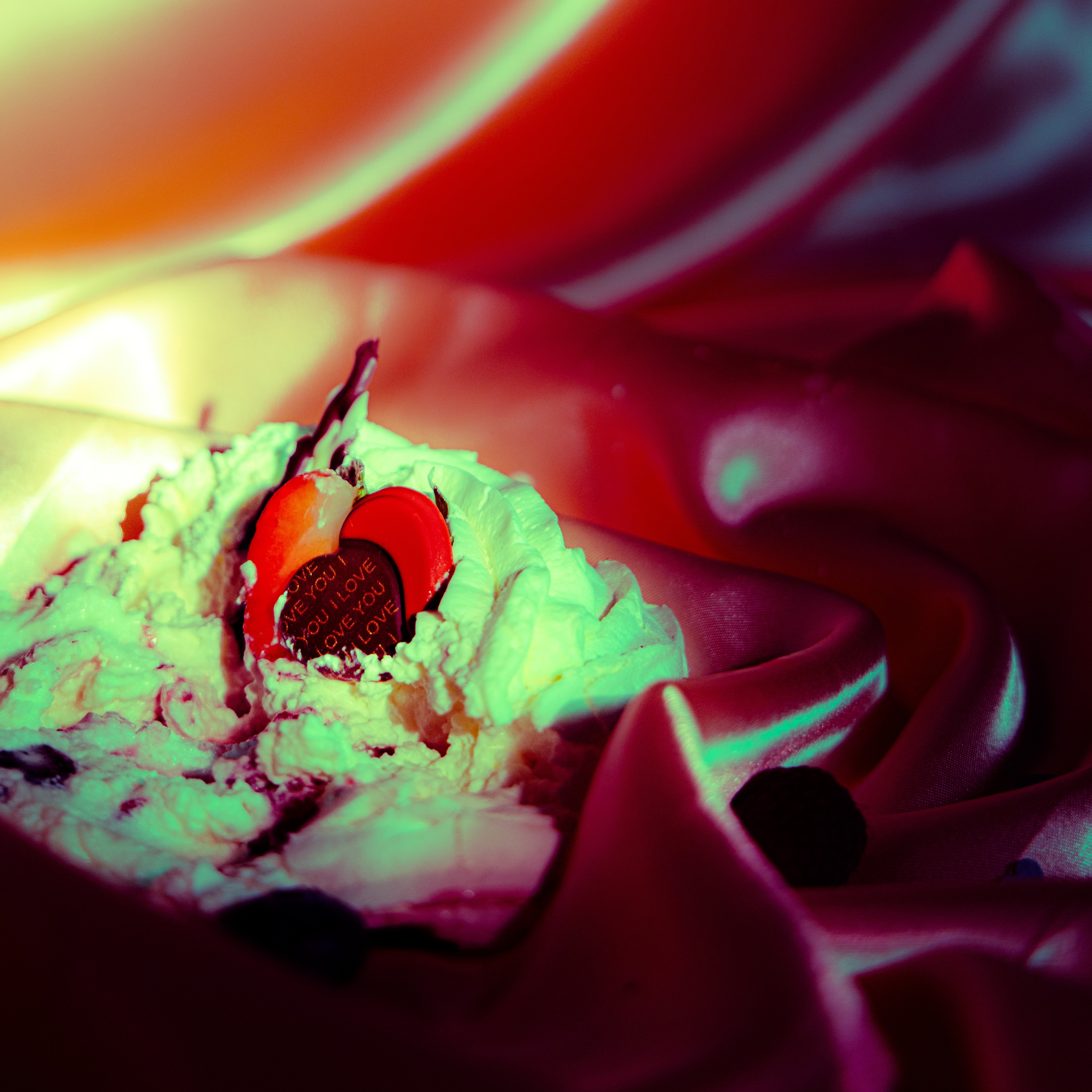 Ženitba: komedie o vztazích, které známe až příliš dobře