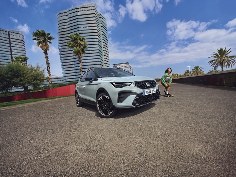 SEAT Arona od 86 000 zł - miejski SUV gotowy na codzienne wyzwania i dalsze wyjazdy