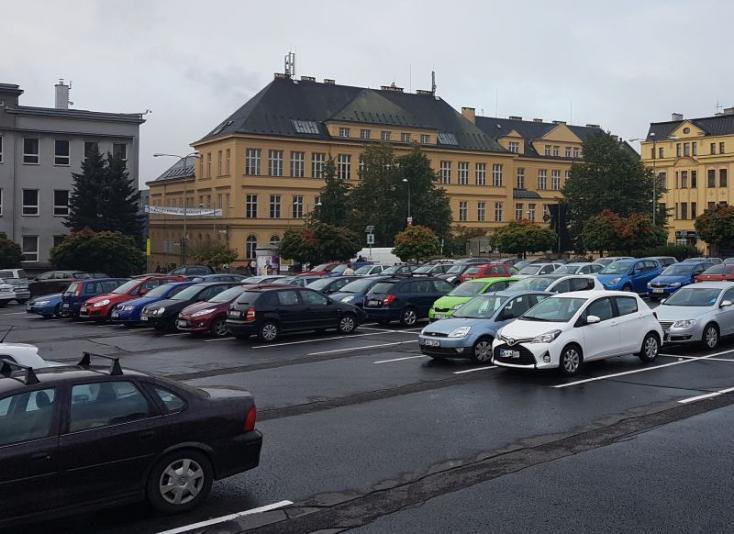 Město provede souvislé údržby místních komunikací