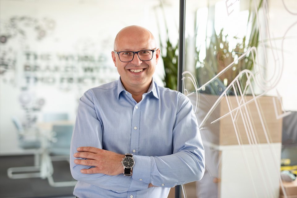 Przemysław Przymuszała, Area Sales Manager PL, CZ, SK firmy TMD Friction, właściciela marki Textar.