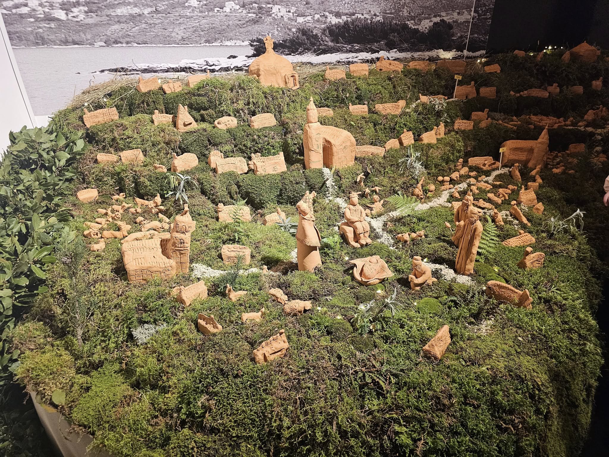 U Pridvorju otvorena dječja izložba "Konavoske jaslice"!