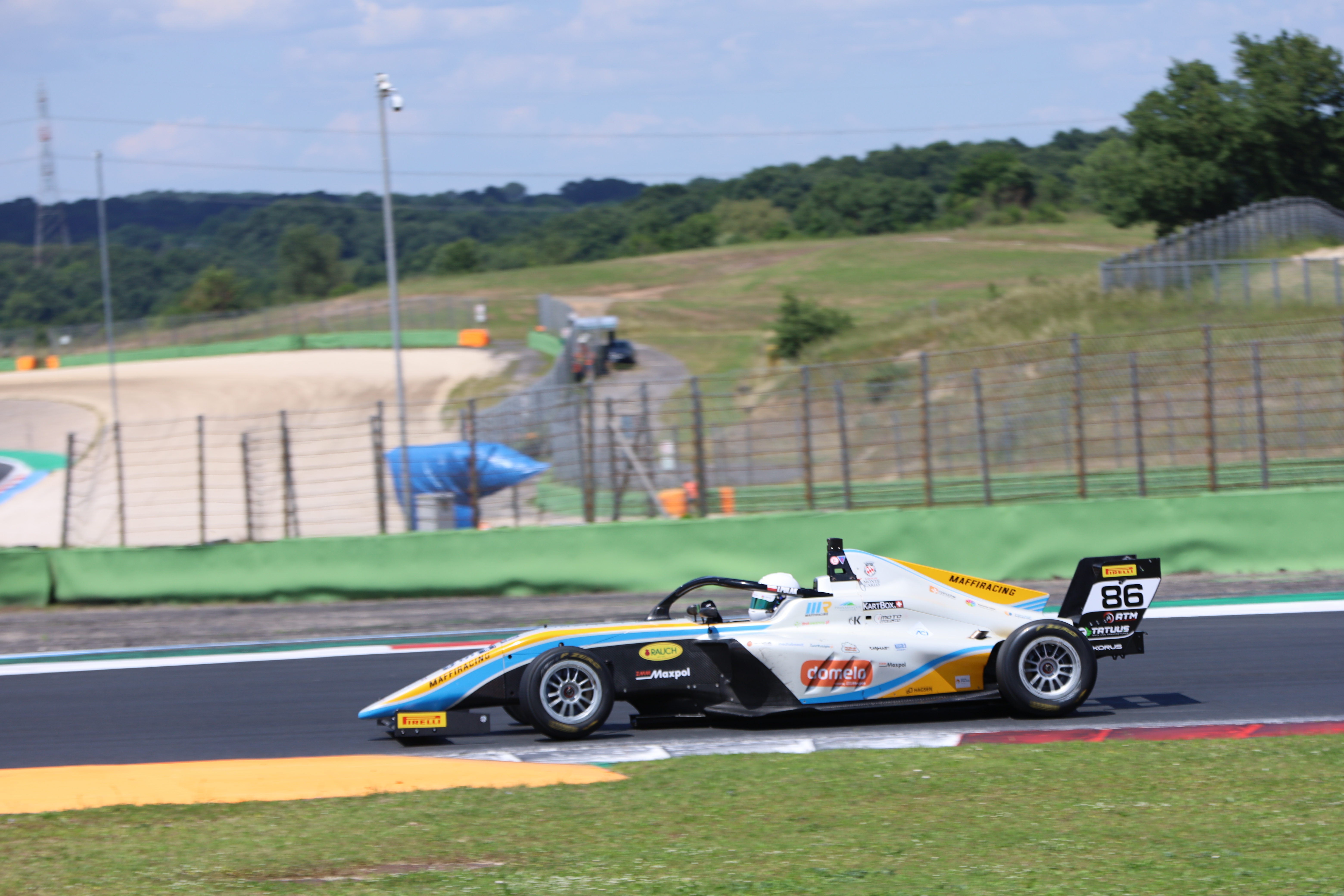Piekło na Vallelundze: Igor Polak w wielkim finale włoskiej Formuły 4