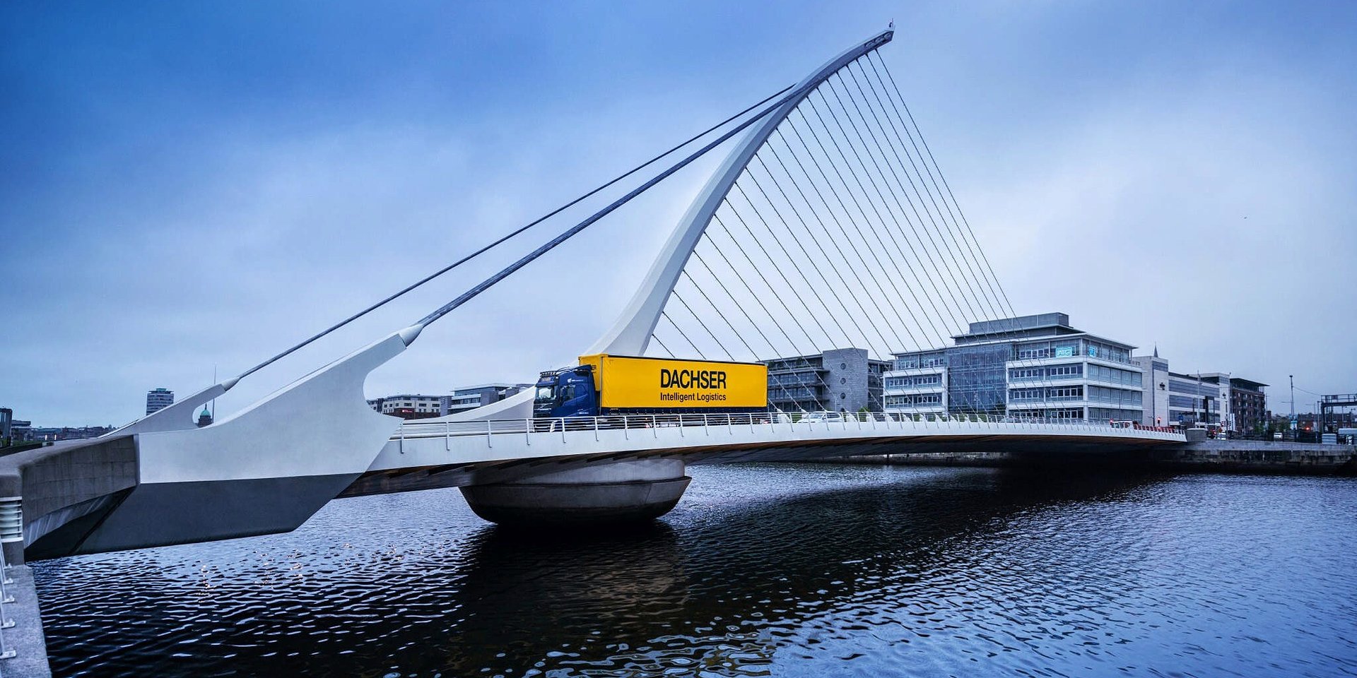 DACHSER przywraca szybkie połączenie transportowe z Irlandii do Europy