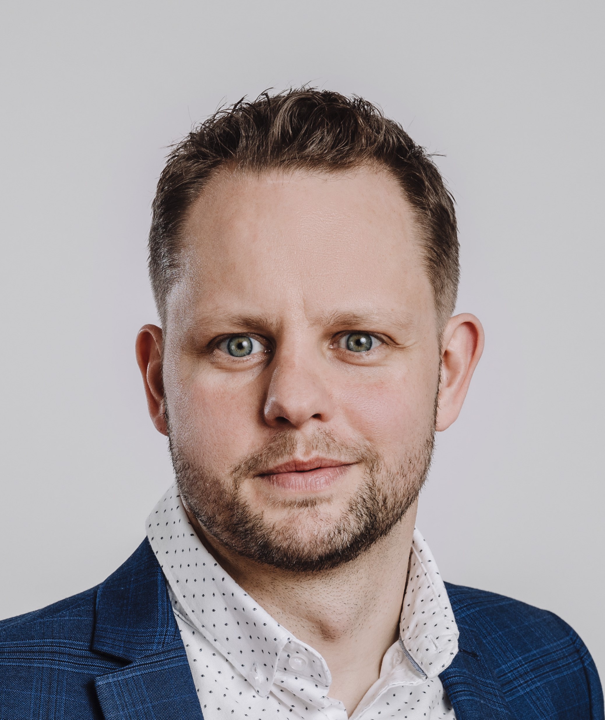 Koncernovou komunikaci E.ON v České republice vede Tomáš Leixner