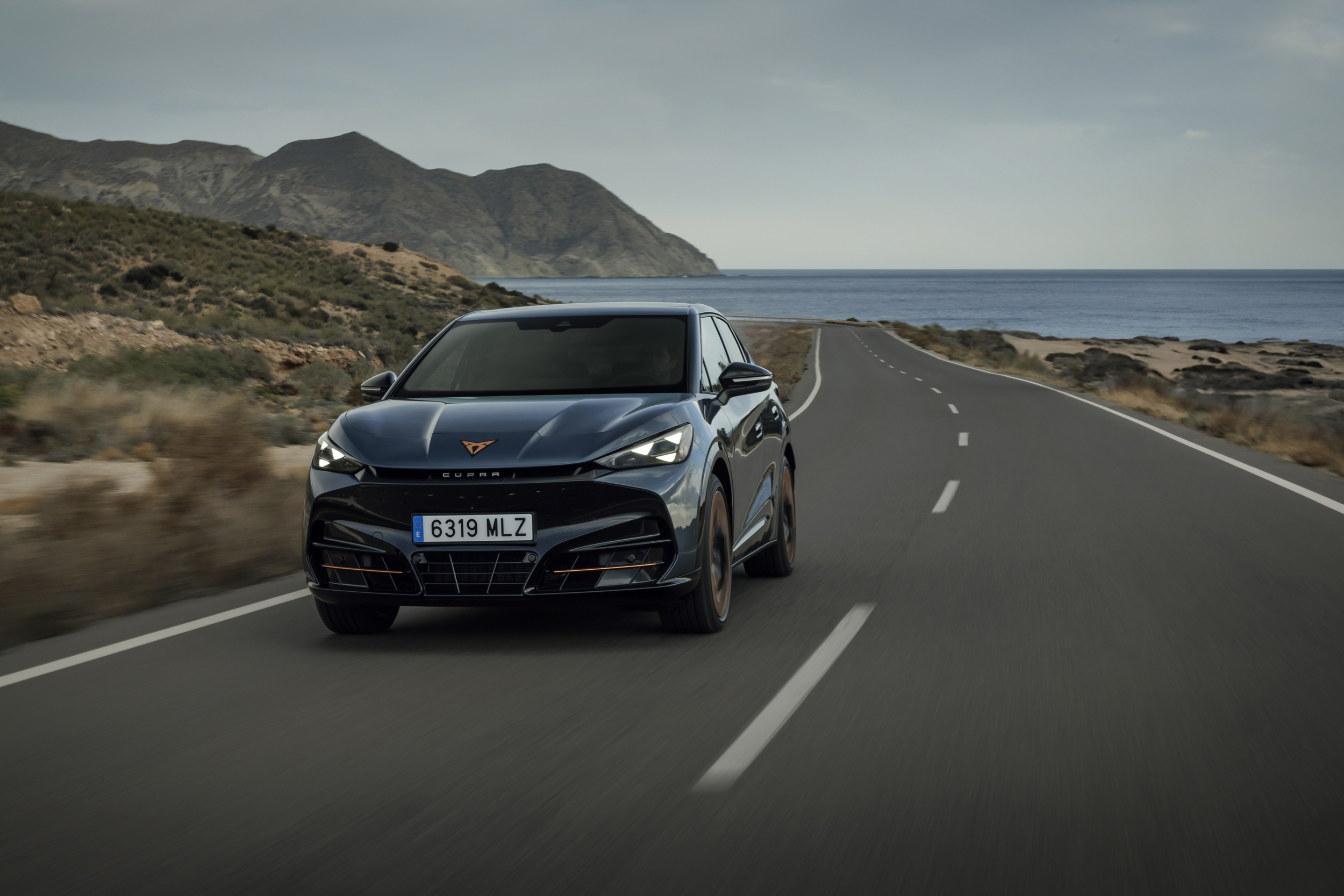 Zamroź niską ratę przed końcem dopłat! CUPRA Tavascan już od 997 zł miesięcznie