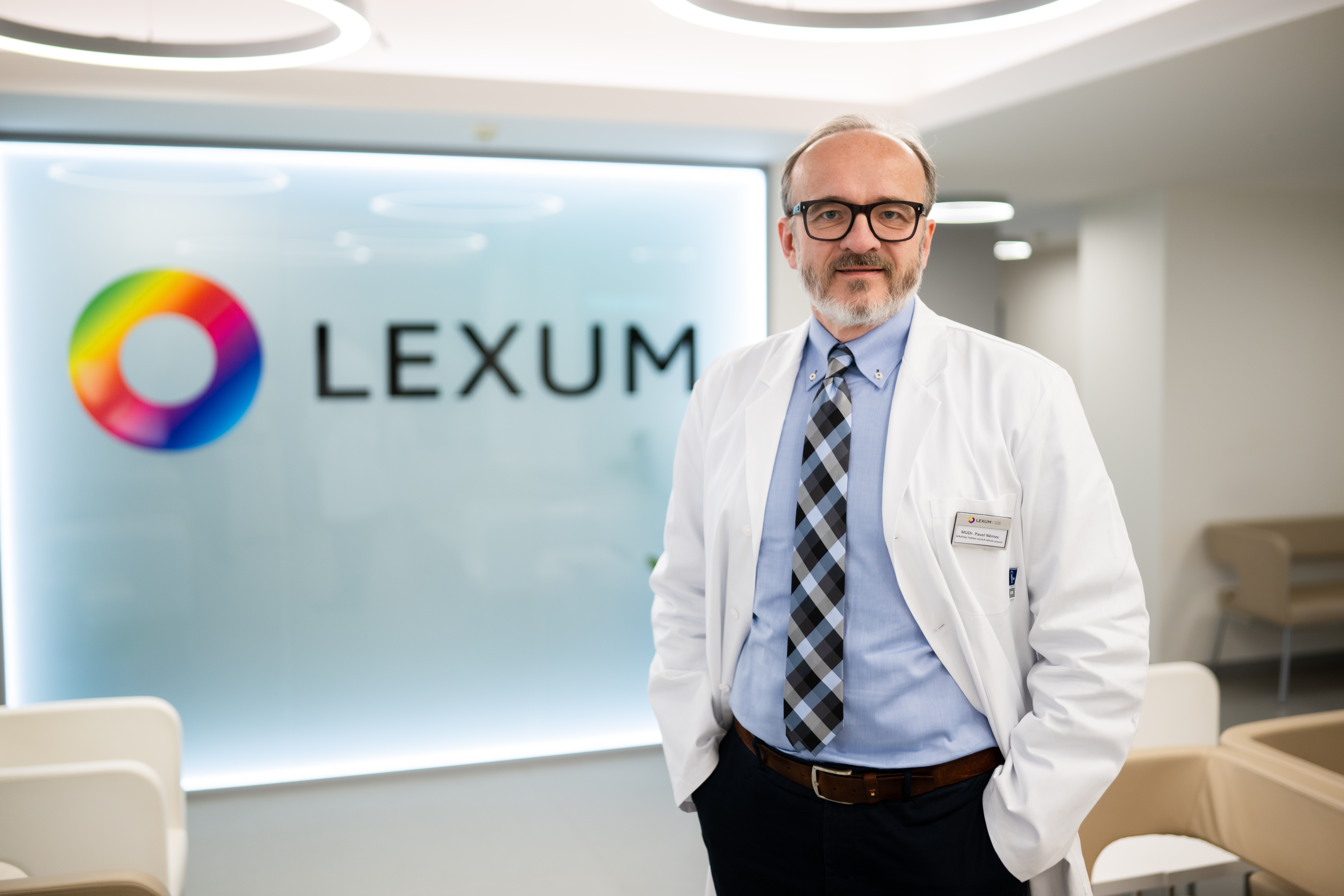 Ještě před pár desetiletími neměli oční lékaři některým pacientům jak pomoci. Dnes už to neplatí, říká MUDr. Němec v Hovorech Českého rozhlasu