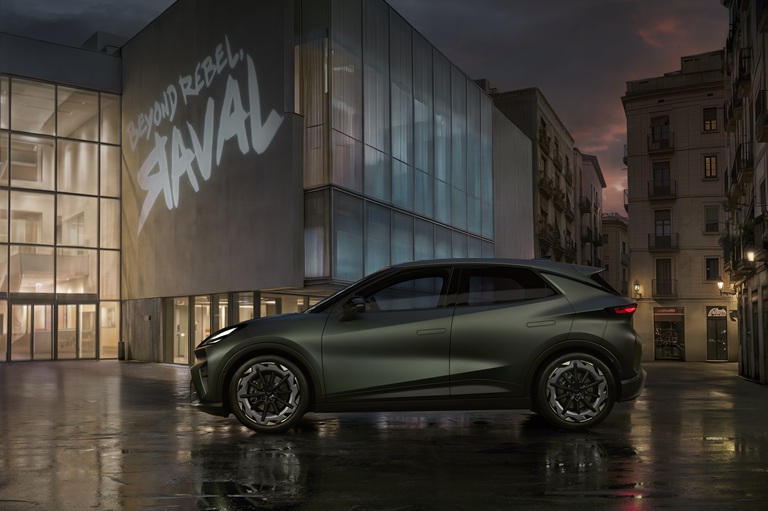CUPRA Raval: emocje, które dają radość z jazdy – i bezpieczeństwo, które pozwala je w pełni poczuć