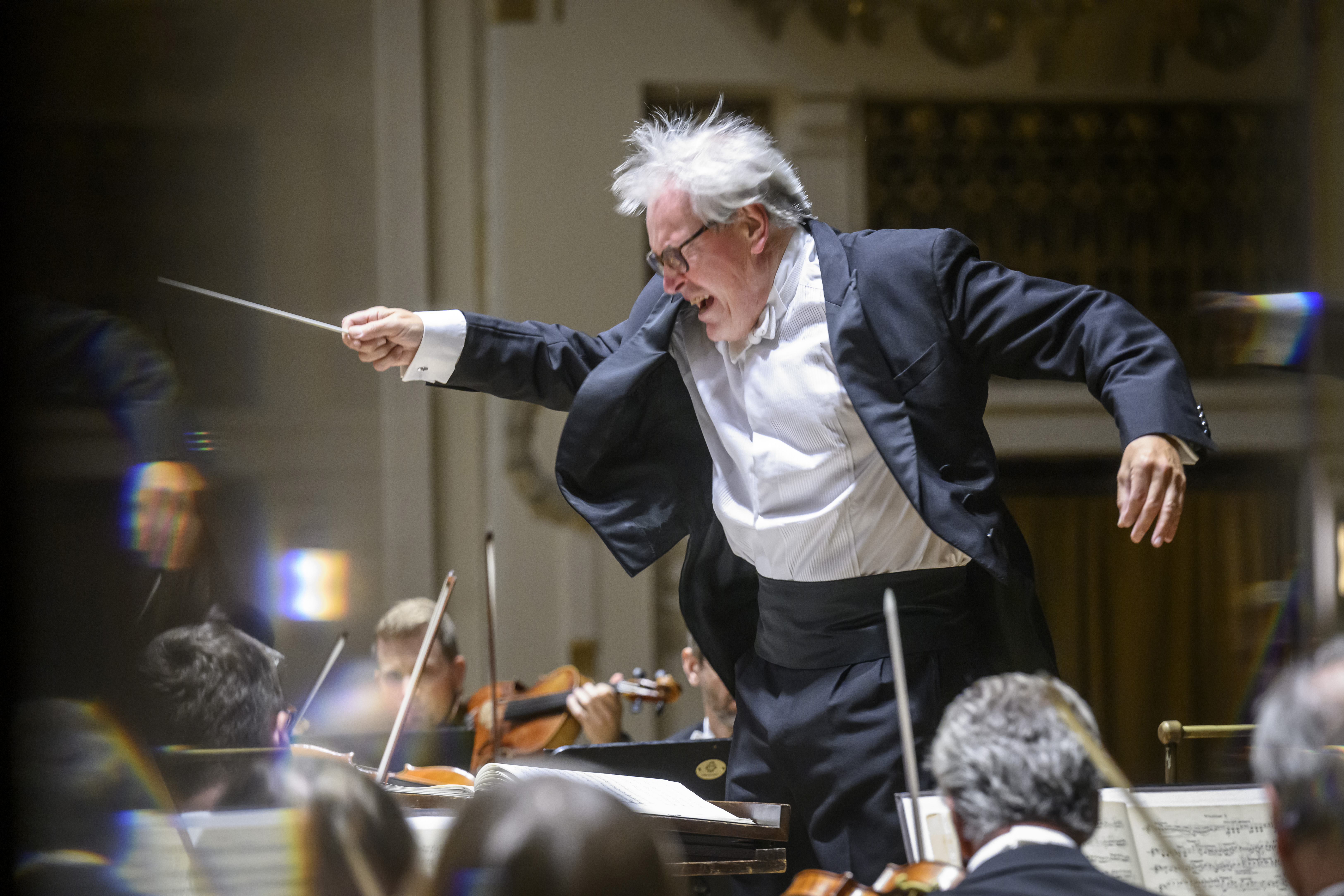 Pražští symfonikové zahrají Schubertovu Nedokončenou symfonii a Mendelssohnův Chvalozpěv