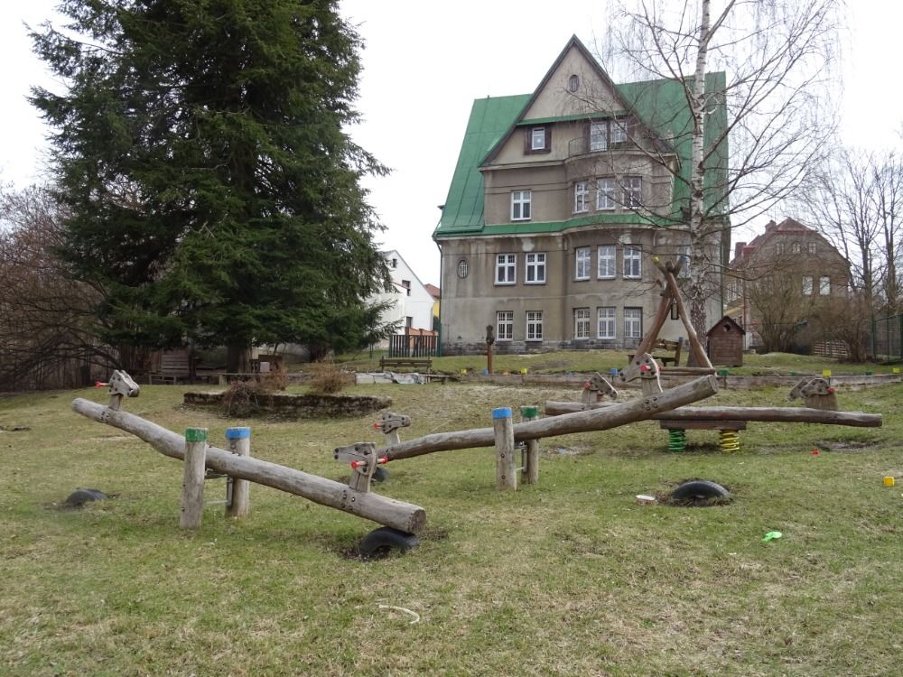 Školku v Lovecké čeká sanace vlhkého zdiva a úprava zahrady