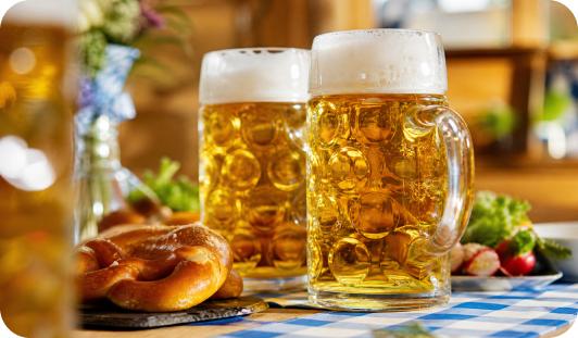 Oktoberfest bez cesty do Mnichova: Rohlík přiváží festivalová piva i chutě přímo ke dveřím
