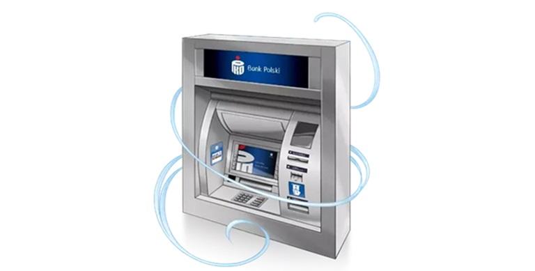 Paweł Placzke z PKO Banku Polskiego: nasi klienci mogą wypłacać bez ograniczeń i bez opłat swoje pieniądze BLIKIEM. Bank jest po to, aby ułatwiać im codzienne życie