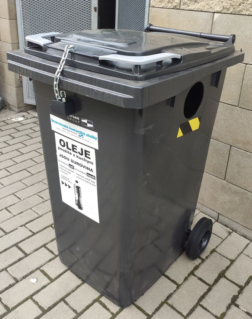 Jablonecká síť nádob na jedlé oleje a tuky se rozšířila