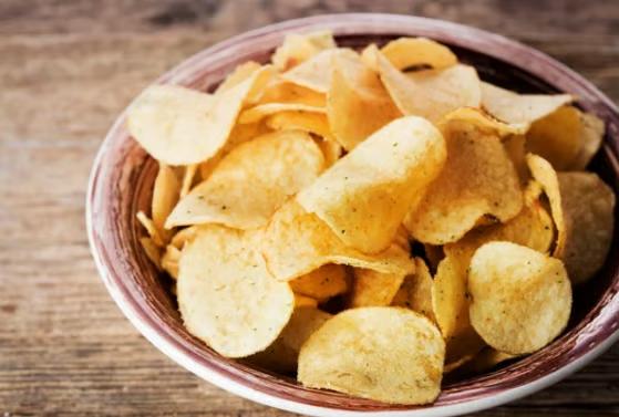 Olympiáda zvýšila chuť fandit: Češi nakoupili o 26,7 % více snacků než loni