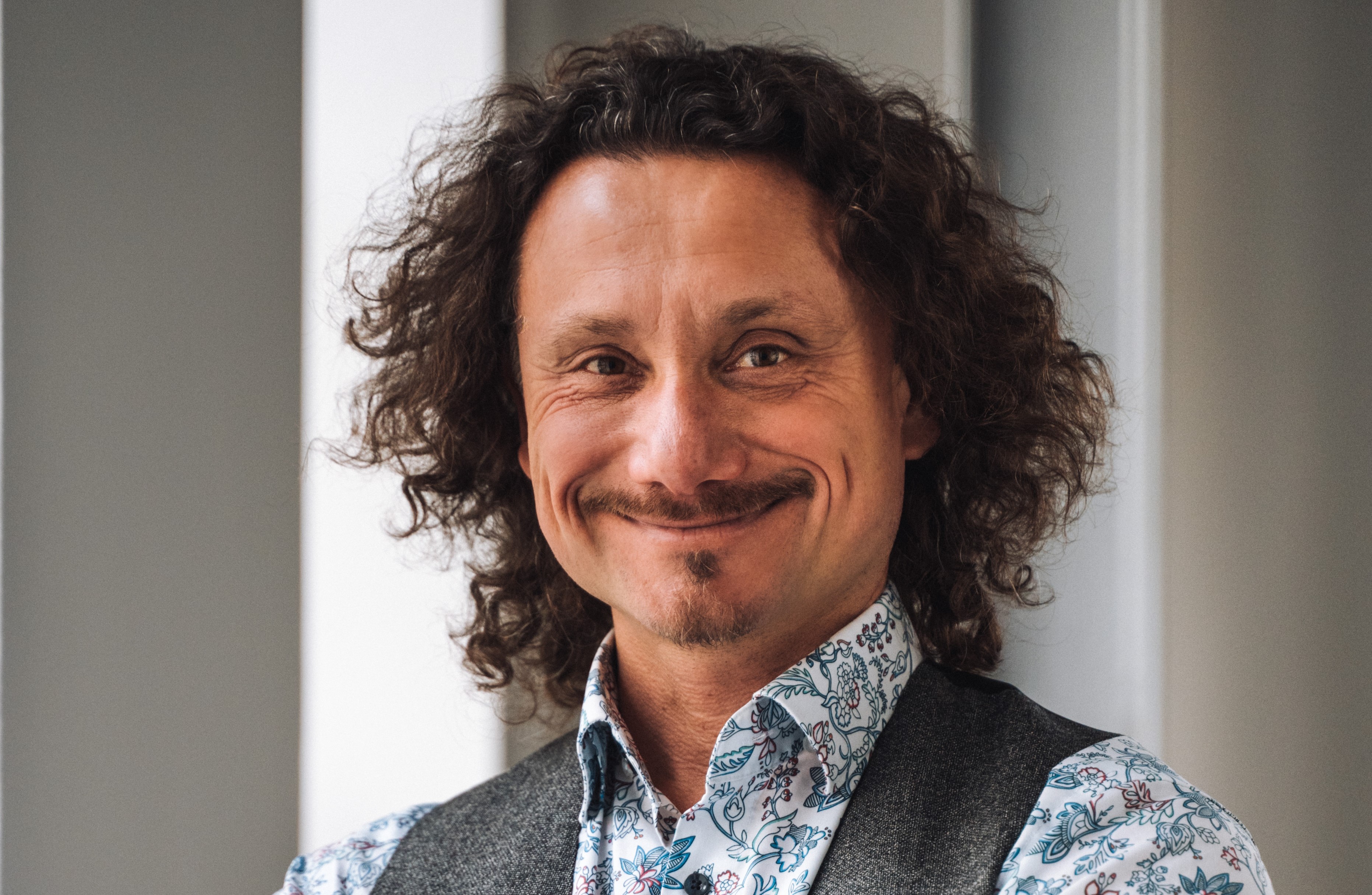 Rozhovor s profesorem Vladimírem Kočím:
Je dřevostavba skutečně ekologičtější než cihla? LCA vnáší do problematiky nový rozměr