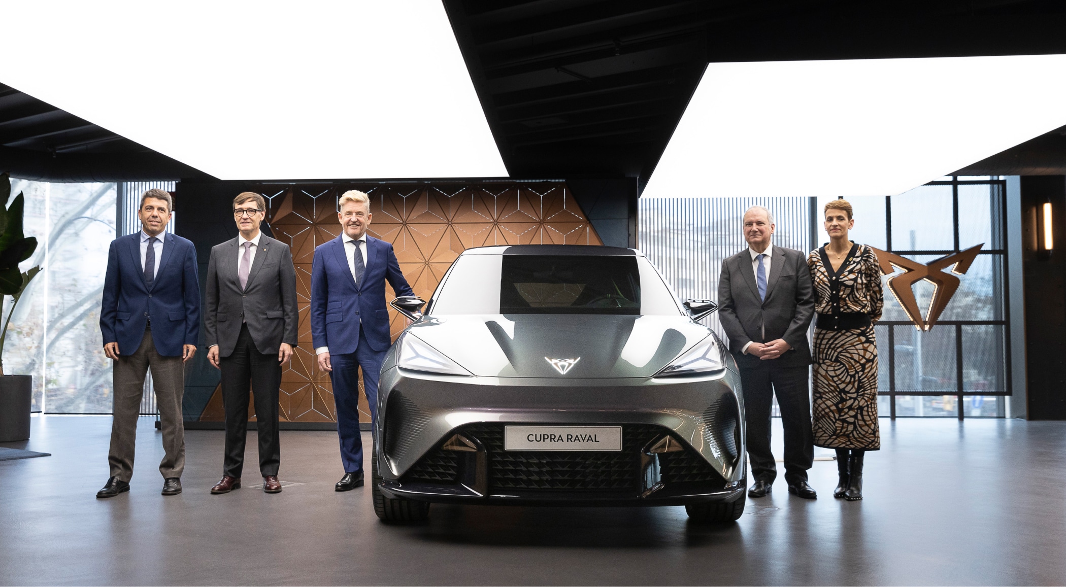 Hiszpania stawia na elektryfikację: SEAT S.A. i rząd Hiszpanii łączą siły