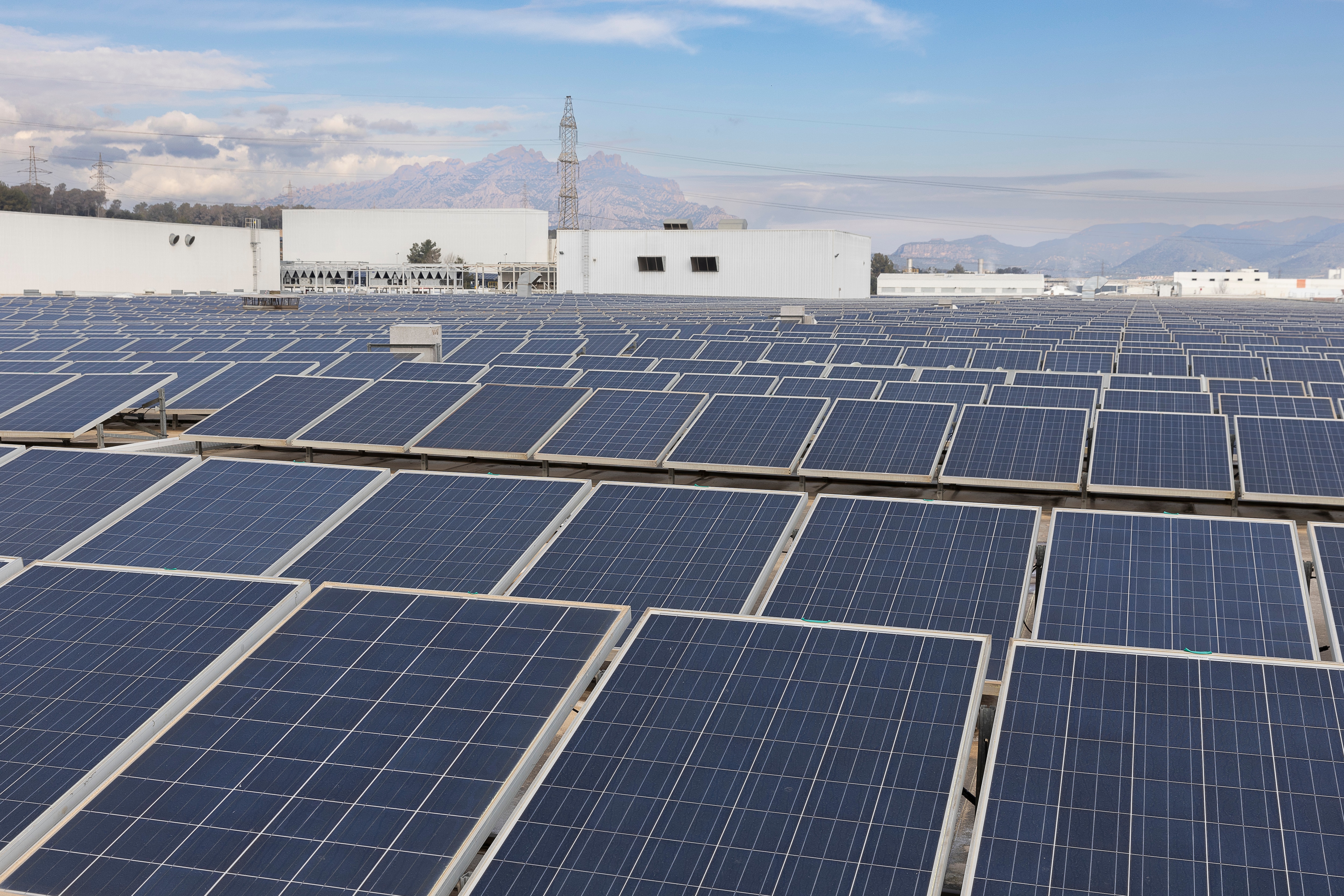 SEAT S.A. zmniejszył emisję w swoich zakładach o 75% od 2010 roku i osiągnął najlepsze wyniki w zakresie zrównoważonego rozwoju w swojej historii